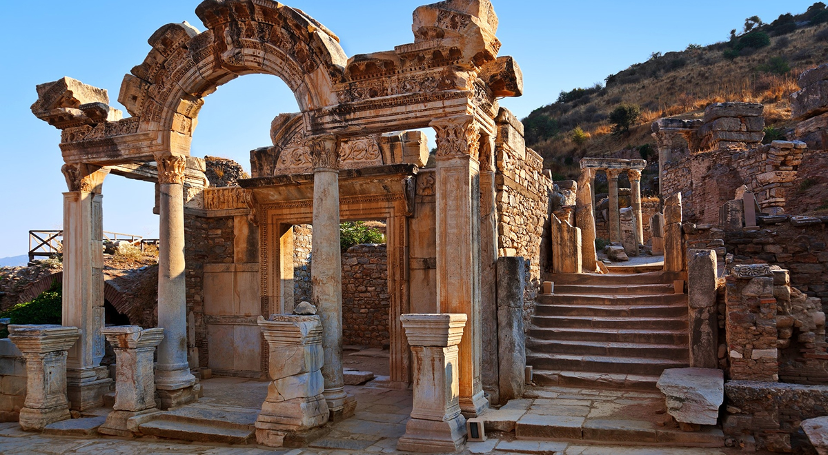 Efes (İZMİR)